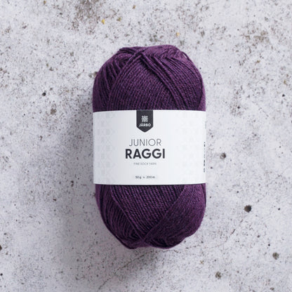 Järbo Junior Raggi – 75 % ull (superwash) / 25 % polyamid – 50 g/≈200 m