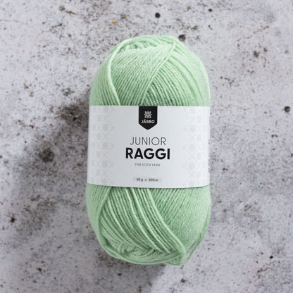 Järbo Junior Raggi – 75 % ull (superwash) / 25 % polyamid – 50 g/≈200 m