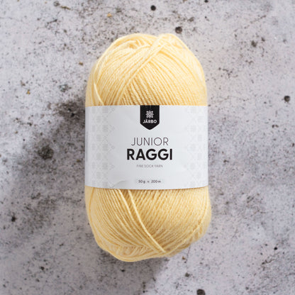 Järbo Junior Raggi – 75 % ull (superwash) / 25 % polyamid – 50 g/≈200 m
