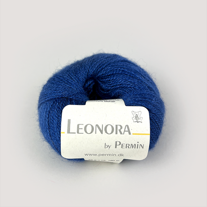 by Permin Leonora - 50% silke, 40% ull, 10% mohair - 25g = 180 m
