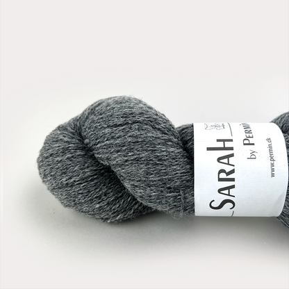 By Permin Sarah – 50% Merinoull / 50% Shetlandsull – 50 g ≈ 270 m