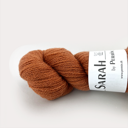 By Permin Sarah – 50% Merinoull / 50% Shetlandsull – 50 g ≈ 270 m