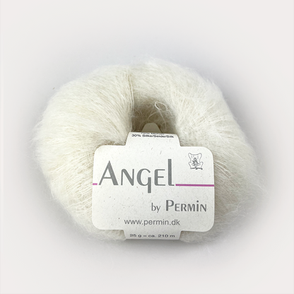 By Permin Angel – 70% Kid Mohair / 30% Silke – 25 g ≈ 210 m