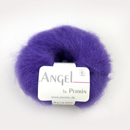 By Permin Angel – 70% Kid Mohair / 30% Silke – 25 g ≈ 210 m