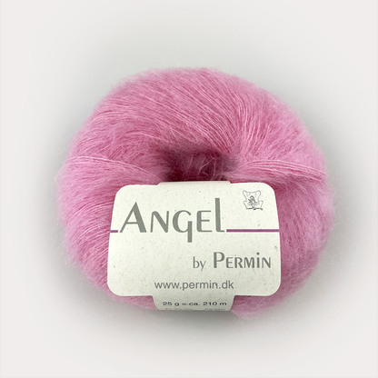 By Permin Angel – 70% Kid Mohair / 30% Silke – 25 g ≈ 210 m
