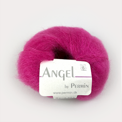By Permin Angel – 70% Kid Mohair / 30% Silke – 25 g ≈ 210 m