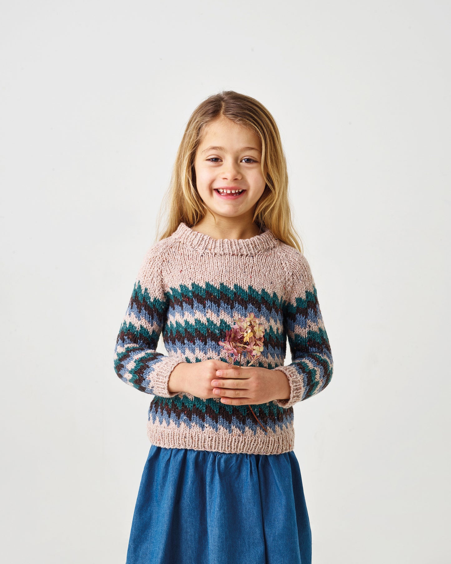 Zigzag sweater barn | by Permin | Strikkepakke