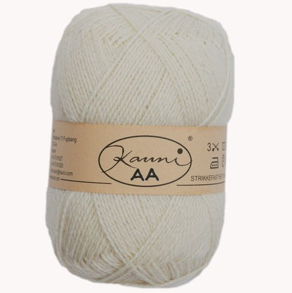 Kauni Ensfarget 8/2 – 100 % ull - ensfarget ullgarn - 130-150 g ≈ ca. 400 m