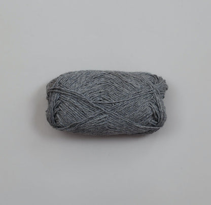 Rauma Garn PT 5 – 80 % ull / 20 % nylon – 50 g ≈ 128 m