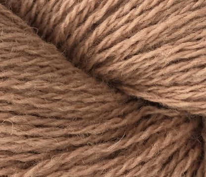By Permin Sarah – 50% Merinoull / 50% Shetlandsull – 50 g ≈ 270 m